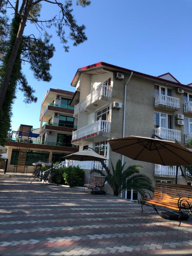 Magnetiti Hotel Урекі Екстер'єр фото