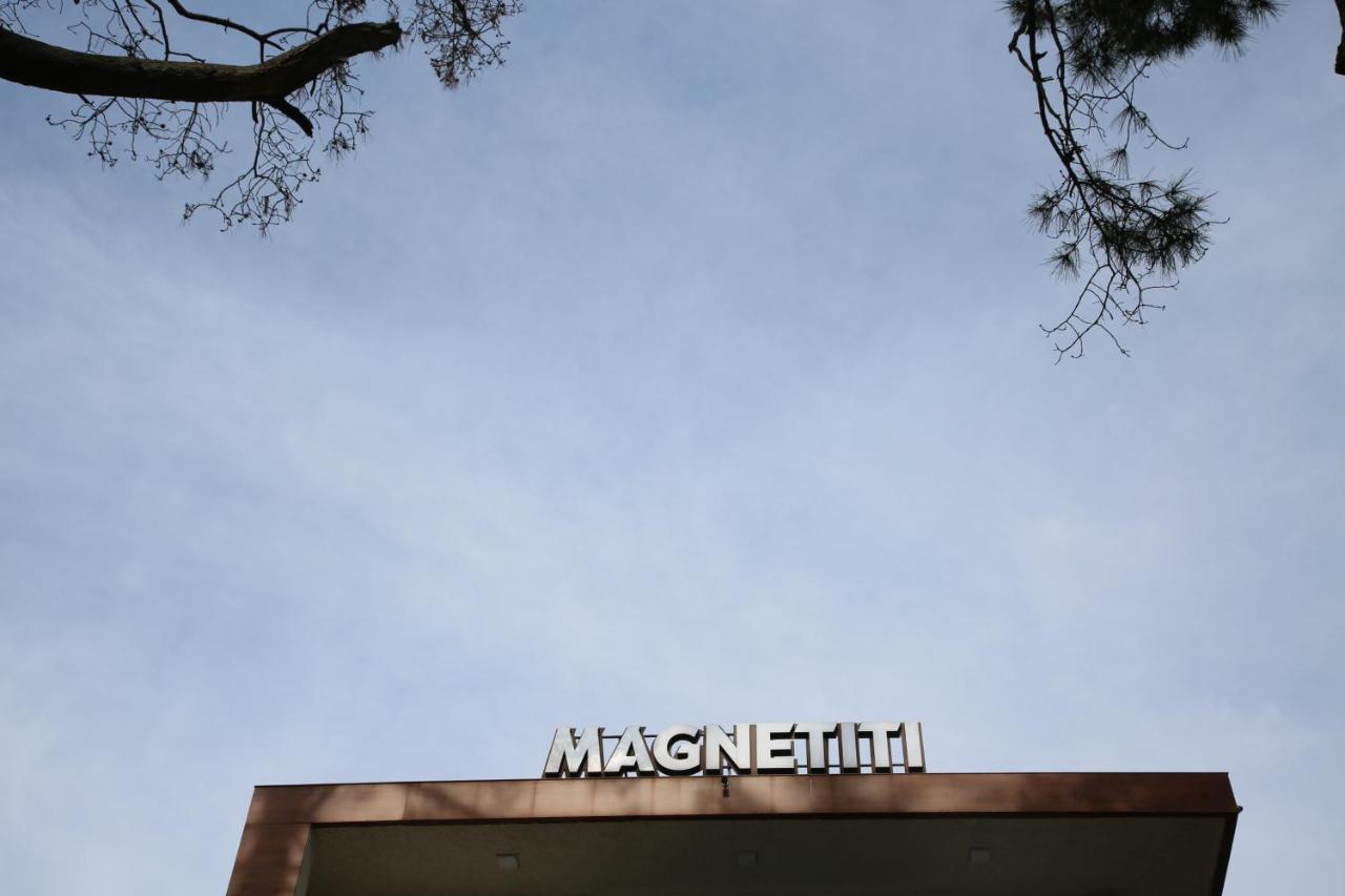 Magnetiti Hotel Урекі Екстер'єр фото
