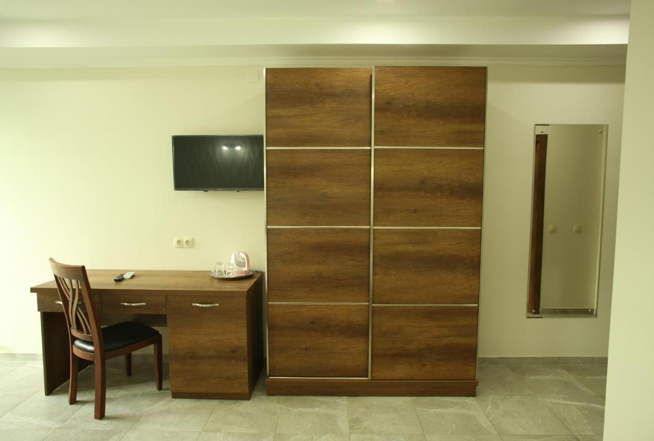 Magnetiti Hotel Урекі Екстер'єр фото