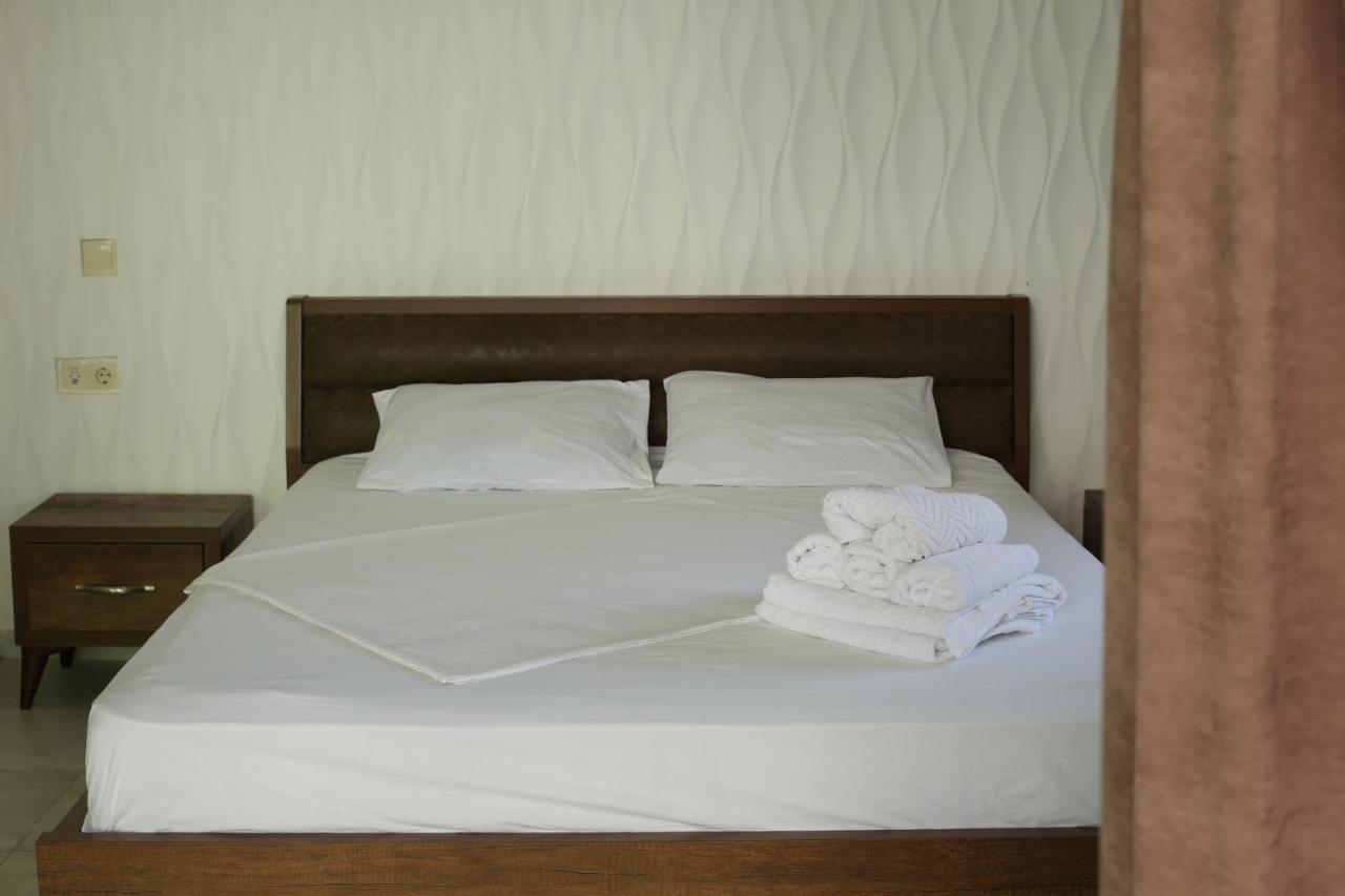 Magnetiti Hotel Урекі Екстер'єр фото