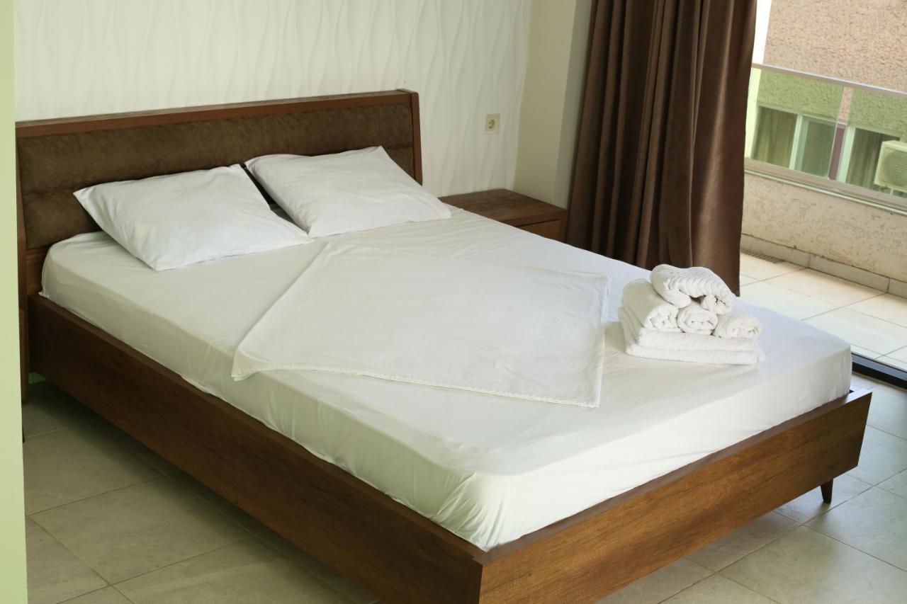 Magnetiti Hotel Урекі Екстер'єр фото