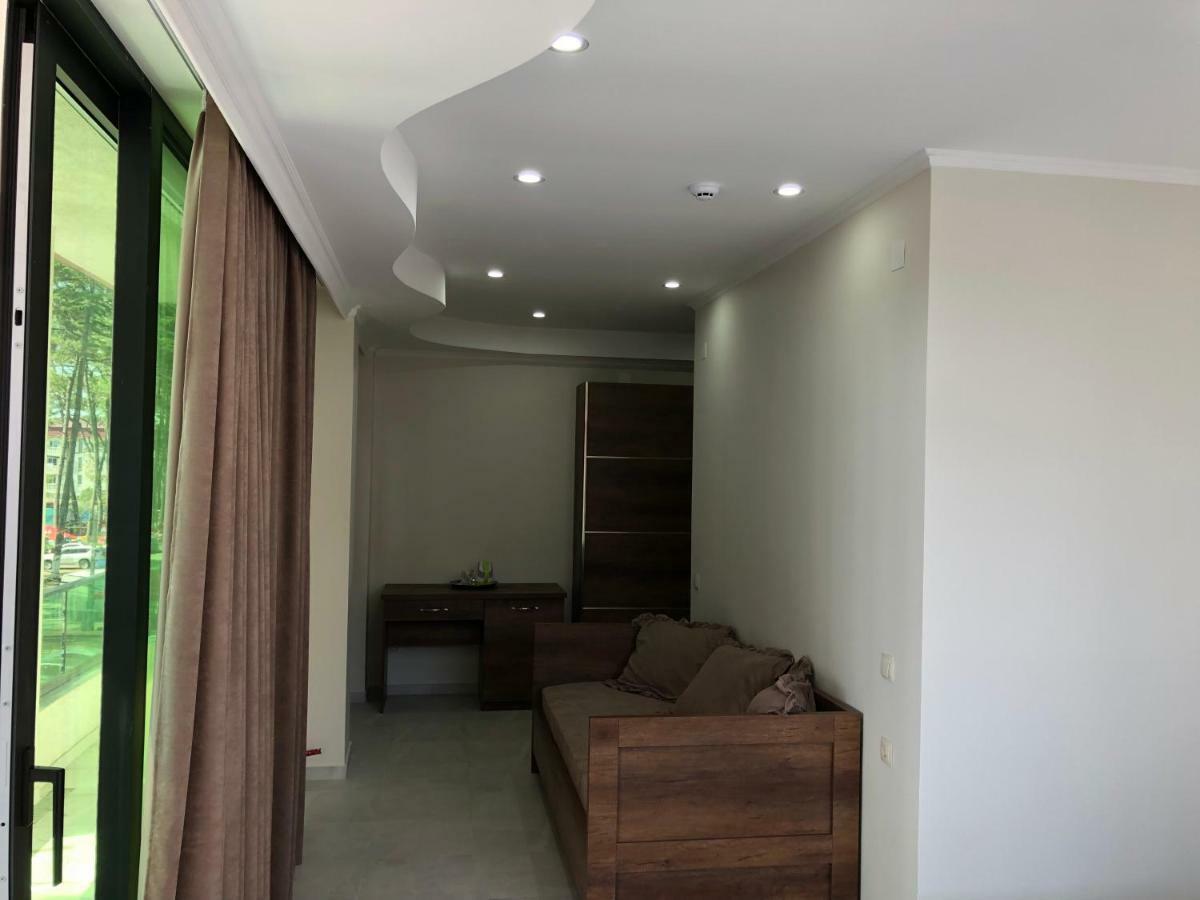 Magnetiti Hotel Урекі Екстер'єр фото
